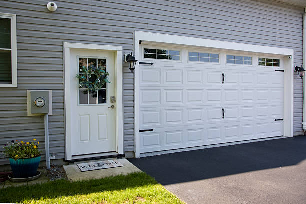 24/7 Emergency Garage Door Panel Replacement experts in Russellton, PA